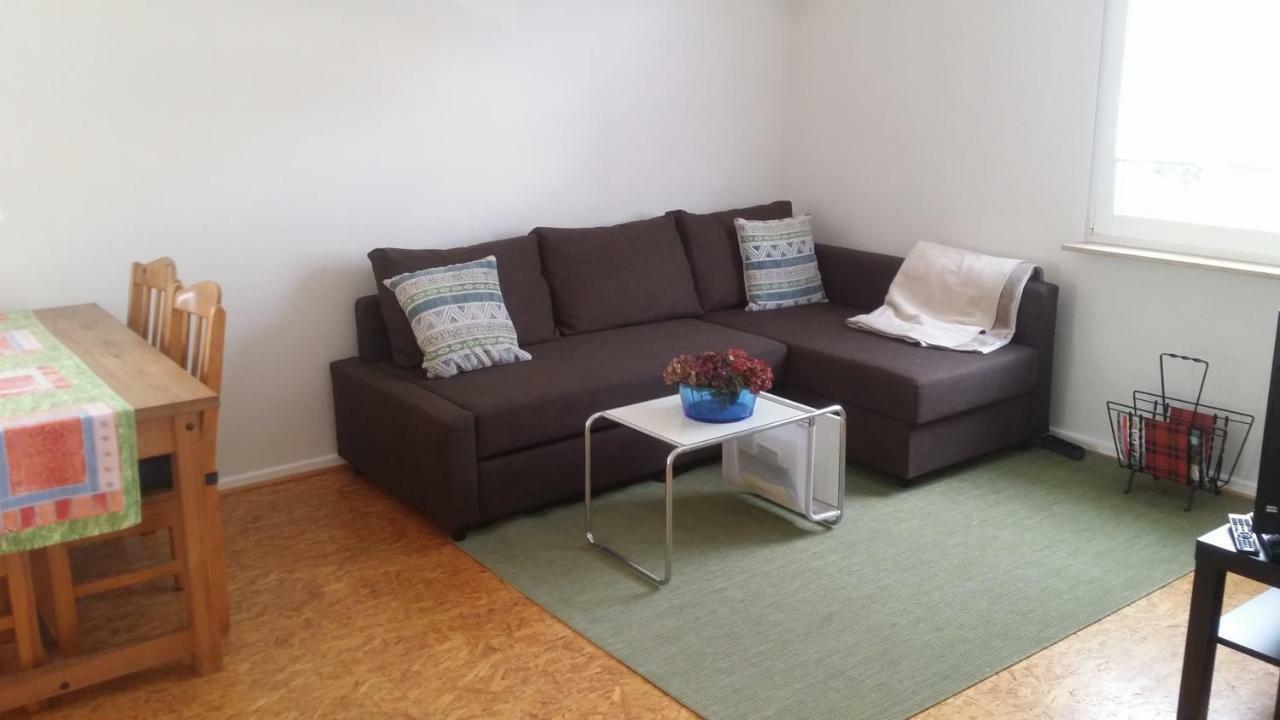 Glueck Auf! Urlaub Und Erholung In Duisburg Apartment Luaran gambar