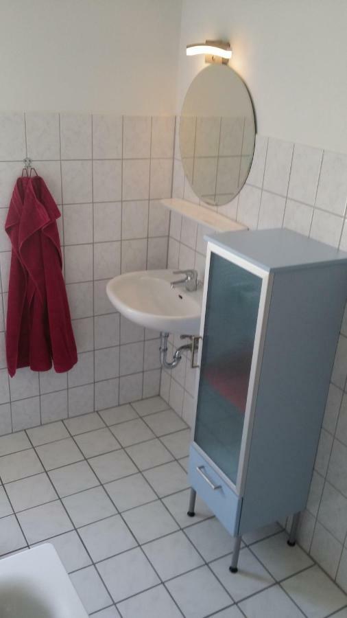 Glueck Auf! Urlaub Und Erholung In Duisburg Apartment Luaran gambar