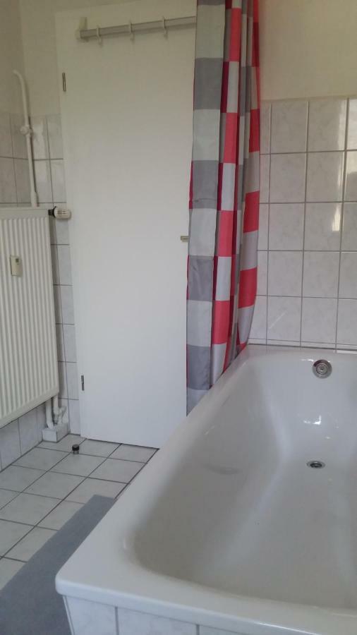Glueck Auf! Urlaub Und Erholung In Duisburg Apartment Luaran gambar